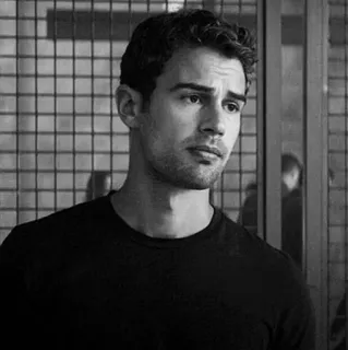 🌐 f43d9d84 hombre, retrato, cara, actor, blanco y negro telegram sticker