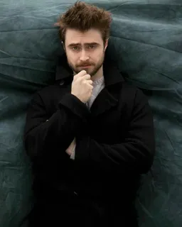 🐚 42a32378 Daniel Radcliffe ator, homem, celebridade, retrato, Daniel Radcliffe, Harry Potter whatsapp sticker