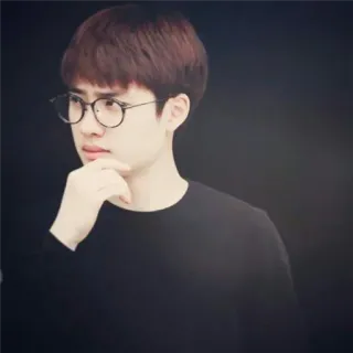 🤔 04e72a6d man, glasses, black shirt, casual, portrait, person, thinking telegram sticker