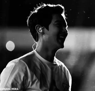 ♠️ 2ea31450 BARBARA MORA человек, портрет, мужчина, мужской, улыбка, счастливый telegram sticker