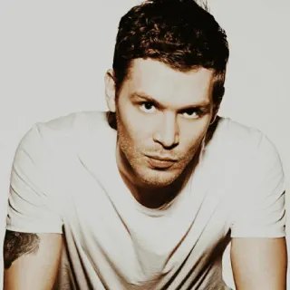 ✖️ 08688023 Klaus Mikaelson The Vampire Diaries man, portrait, actor, tv show, vampire, shirt telegram sticker