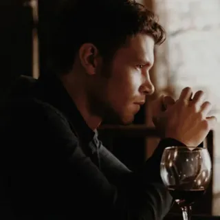 ✖️ 9bcdc601 Klaus Mikaelson The Vampire Diaries man, wine, pensive, portrait, The Vampire Diaries, Klaus Mikaelson telegram sticker