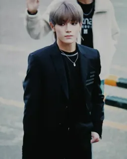 🌚 d5d3417e telegram sticker