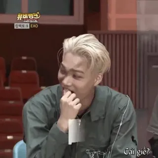 🍾 e4b4f221 Cái giẻ? 人物, 男人, 肖像, 面部表情 telegram sticker