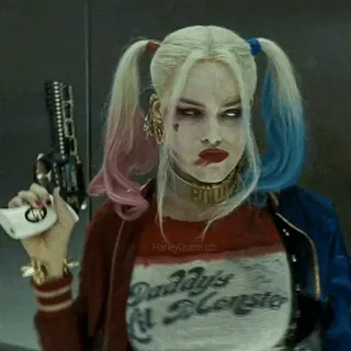 😒 040ab7b8 Harley Quinn Suicide Squad Daddy's Lil Monster Harley Quinn, Suicide Squad, DC Comics, penjahat, senjata, gila, antihero telegram sticker