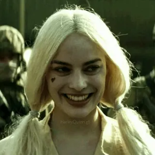 😁 0f2937e2 Harley Quinn Suicide Squad Harley Quinn, Margot Robbie, Suicide Squad, DC Comics, penjahat, anti-hero, pirang, karakter telegram sticker