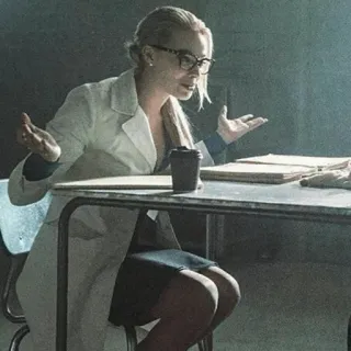 🤷 4d5368fe Harley Quinn Suicide Squad Harley Quinn, Margot Robbie, Suicide Squad, DC Comics, penjahat, anti-hero telegram sticker