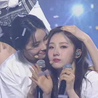 🍓 df8dfb28 telegram sticker