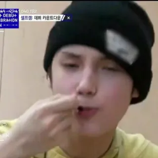 💚 477ec2d8 telegram sticker