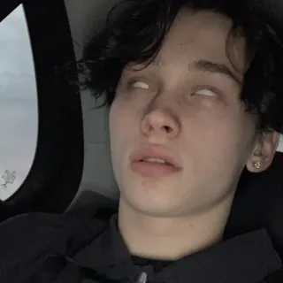 🙄 b483a03d telegram sticker