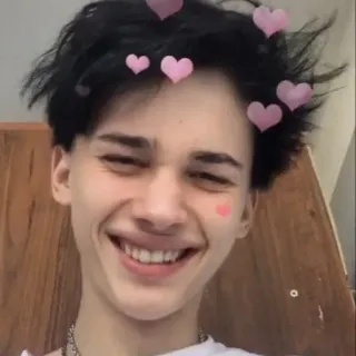 ❤️ e395e9cb orang, anak laki-laki, senyum, hati, imut, potret telegram sticker