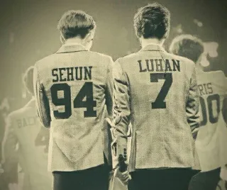 👬 708f2750 SEHUN 94 LUHAN 7 CHRIS музыка, выступление, k-pop, сцена, группа telegram sticker