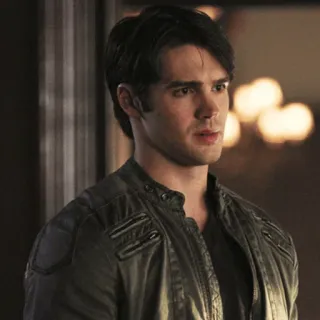 ⚔ 03ca2c80 Mann, Porträt, Jacke, Person, Innenraum telegram sticker