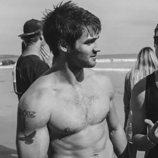 ⚔ e70978fa mann, strand, oberkörperfrei, tätowierung, ozean, menschen telegram sticker