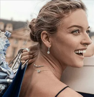 ✨ 8f3675a4 여자, 보석, 목걸이, 귀걸이, 미용, 패션, 미소 telegram sticker