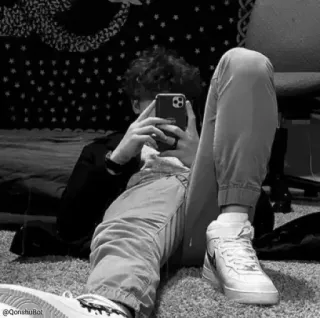 🗿 113047c6 telegram sticker