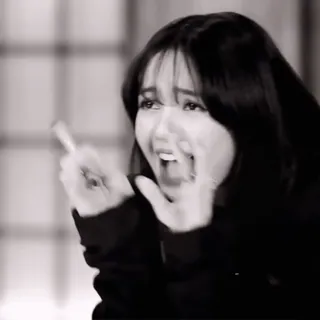 🍋 8cdf2601 mittelfinger, beleidigend, geste, frau, schwarzweiss, schreien telegram sticker