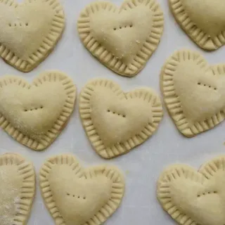 💛 d18e2596 cuore, pasticceria, dolce, cibo, forno, san valentino telegram sticker