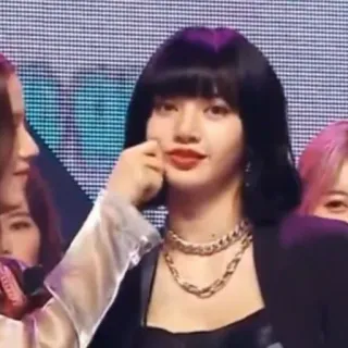 🍸 b973205c Lisa 歌手, 人物, 女性, 名人, 女人 whatsapp sticker