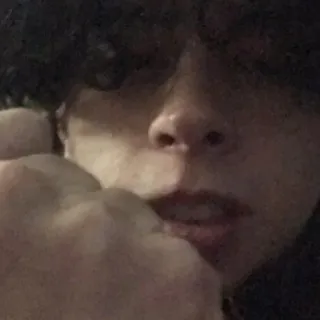 😡 9fbaed24 gesto ofensivo, dedo corazón, grosero, irrespetuoso telegram sticker