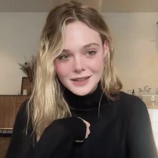 ☺️ ed7e4df2 femme, portrait, cheveux blonds, actrice, célébrité, visage, personne telegram sticker