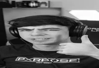 🌟 2fa265cd PXRPOSE EST. 2020 pessoa, fones de ouvido, polegar para cima, camiseta, propósito telegram sticker