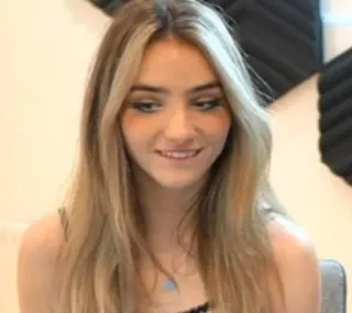 🥵 73c5777d mulher, retrato, loira, menina, pessoa, feminino telegram sticker