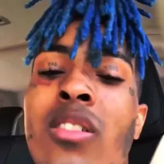 😶 68027183 XXXTentacion rapper, músico, cantor, dreads azuis telegram sticker