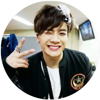 😉 dd2eacfc Person, Mann, Lächeln, Zwinkern, Friedenszeichen telegram sticker