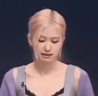 🖤 cb5fe8e1 Rose K-pop, cantante, celebrità, donna whatsapp sticker