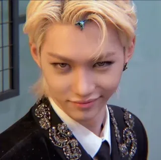 😏 5809f6f0 Felix kpop, stray kids, felix, idol, sänger telegram sticker