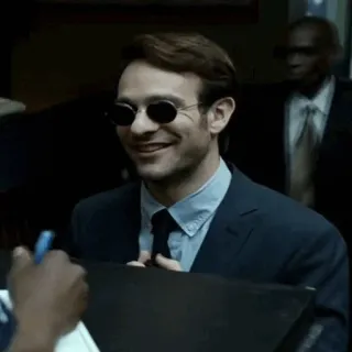 🕶 d34e0b0a Daredevil Сорвиголова, Мэтт Мердок, Чарли Кокс, Супергерой, Марвел, Солнцезащитные очки, Мужчина telegram sticker