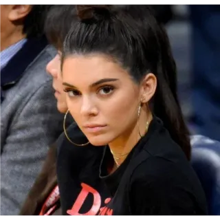 ✨ ef00aadb Kendall Jenner Kendall Jenner, celebridade, modelo, moda, mulher whatsapp sticker