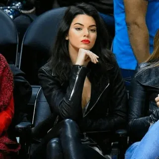 ✨ f9ed0422 mulher, jaqueta de couro, moda, retrato whatsapp sticker