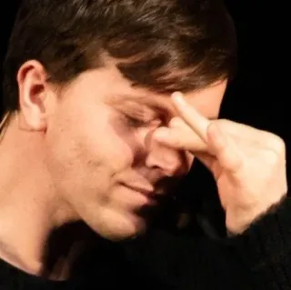 🤦‍♀️ 941944ae jari tengah, gestur kasar, menyinggung, hinaan, gerakan tangan telegram sticker