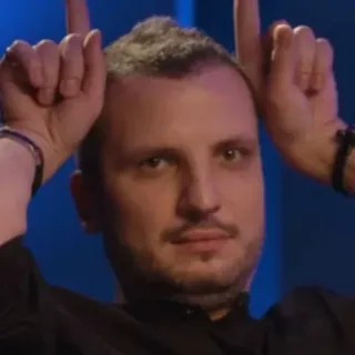 🐮 9a62e8f3 pria, orang, telinga, gestur, wajah telegram sticker