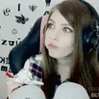 🥰 e76e8663 telegram sticker