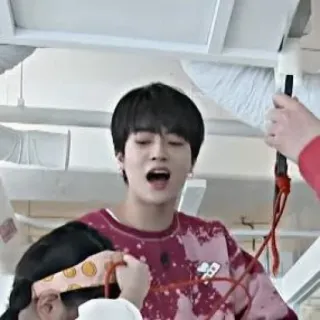 🦦 5a839040 whatsapp sticker