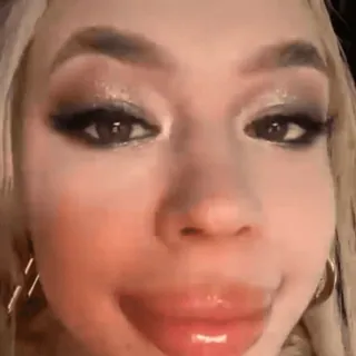 🥴 6b6bf7a3 telegram sticker