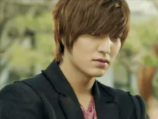 😔 10f7958e Lee Min-ho 演员, 韩国, 名人 telegram sticker