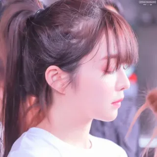 🍼 029bd44c femme, asiatique, portrait, visage, cheveux, profil telegram sticker