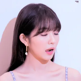 🍧 760974ae femme, portrait, personne, beauté, fille, féminin telegram sticker