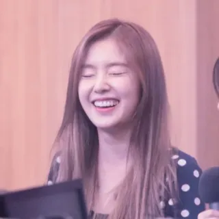 🥞 b3cf2046 femme, souriant, joyeux, portrait, heureux, personne, fille, gai telegram sticker