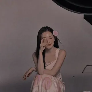 📚 a41cfc85 Frau, Blume, Kleid, Model, Porträt telegram sticker