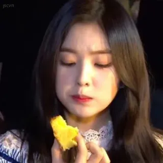 🧚‍♀ 0171f339 osoba, jedzenie, ciasto, jedzenie, kobieta telegram sticker