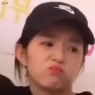 🧚‍♀ 33528000 telegram sticker