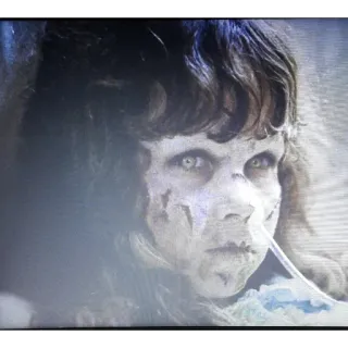 😈 c6795aef Regan MacNeil The Exorcist horror, exorcisme, demon, bezetenheid, griezelig telegram sticker