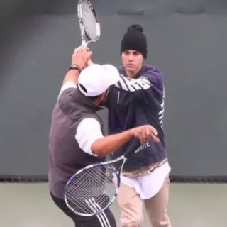 😐 2c0602e8 Justin Bieber 테니스, 스포츠, 유명인, 저스틴 비버, 훈련, 음악 telegram sticker