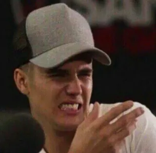 🤮 5bd8c5a7 남자, 얼굴, 표정, 캡, 초상화, 사람 telegram sticker