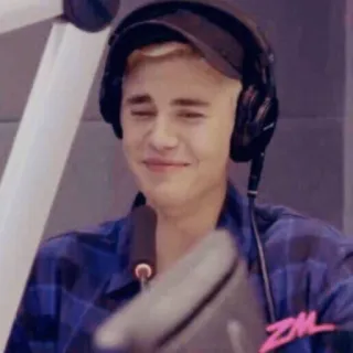 🤣 abdecae6 ZML 라디오, 사람, 음악, 스튜디오, 엔터테인먼트, 오디오, 마이크 telegram sticker